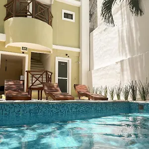 rodina-boutique-hotel.quintano-roohotels.com/