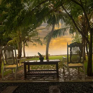 Hiru Lagoon Hotel Negombo