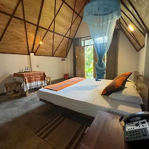 Steps Garden Hotel Negombo